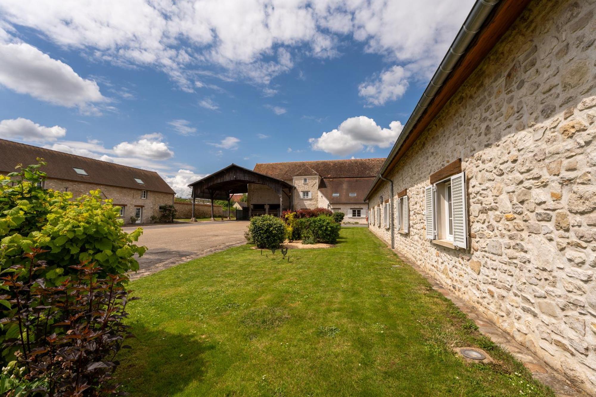 La Bullote - Gites - Paris Roissy Cdg Villeneuve-sous-Dammartin Eksteriør billede